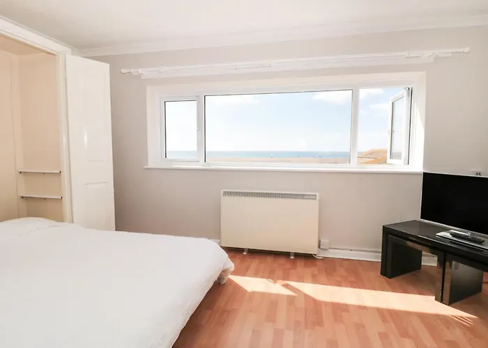 Flat 30