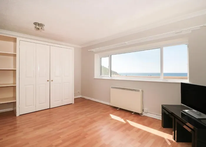 Flat 30