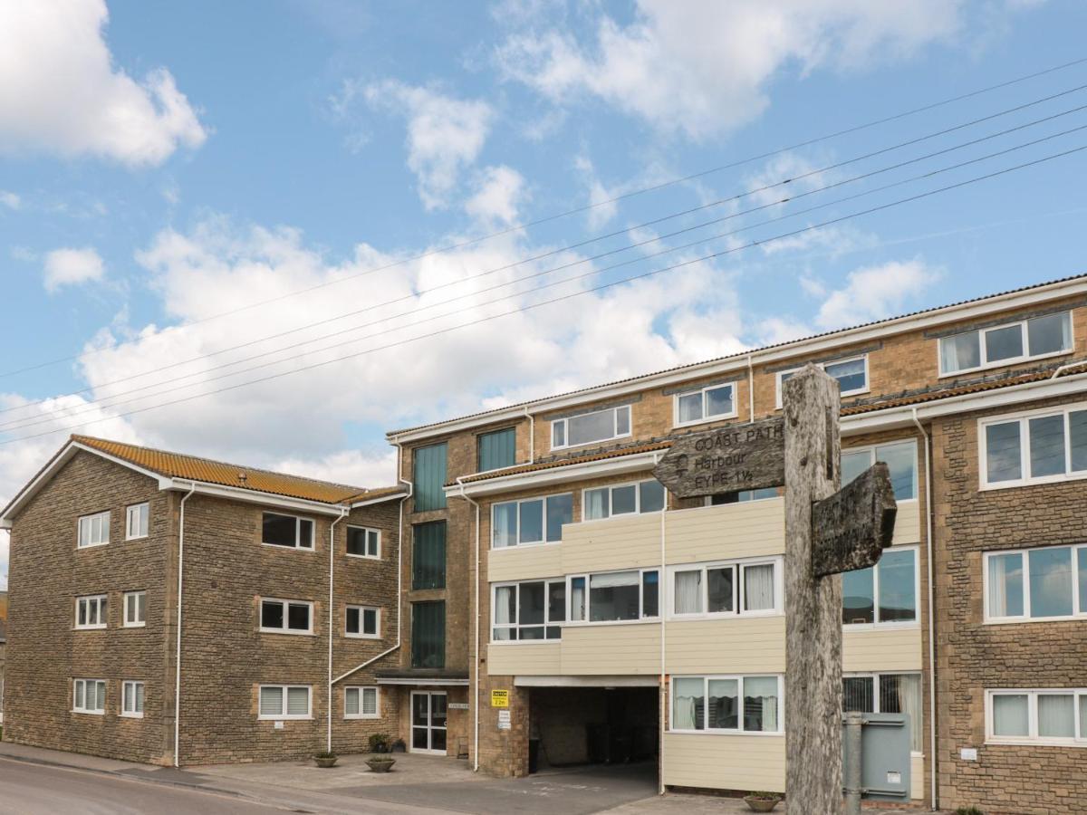 Flat 30 West Bay